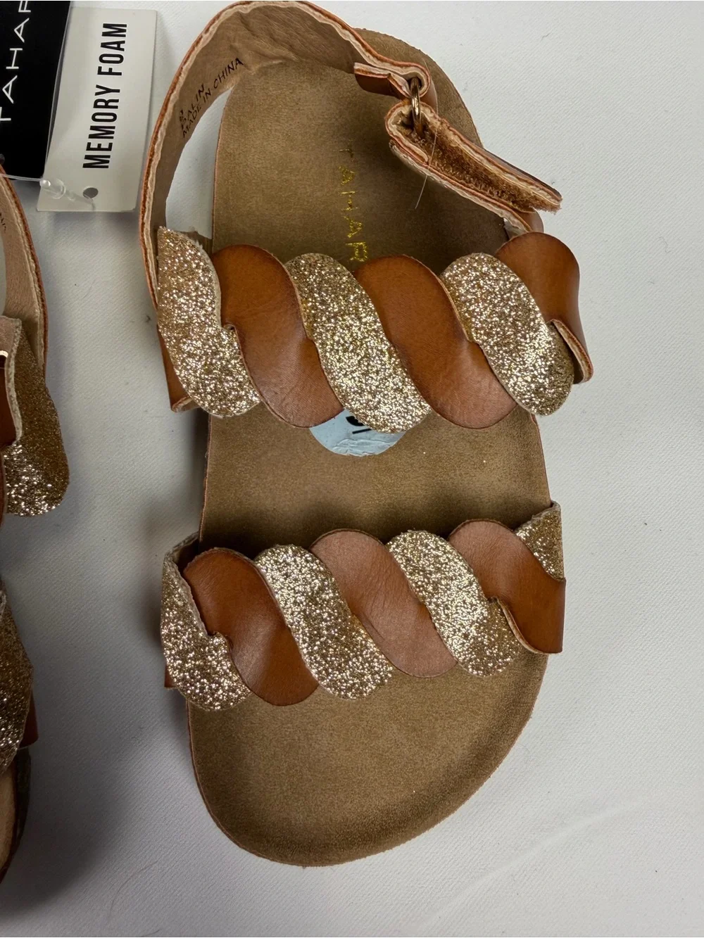 Tahari Girls  Brown & Gold Glitter Braided Sandals Memory Foam / NWT size 9